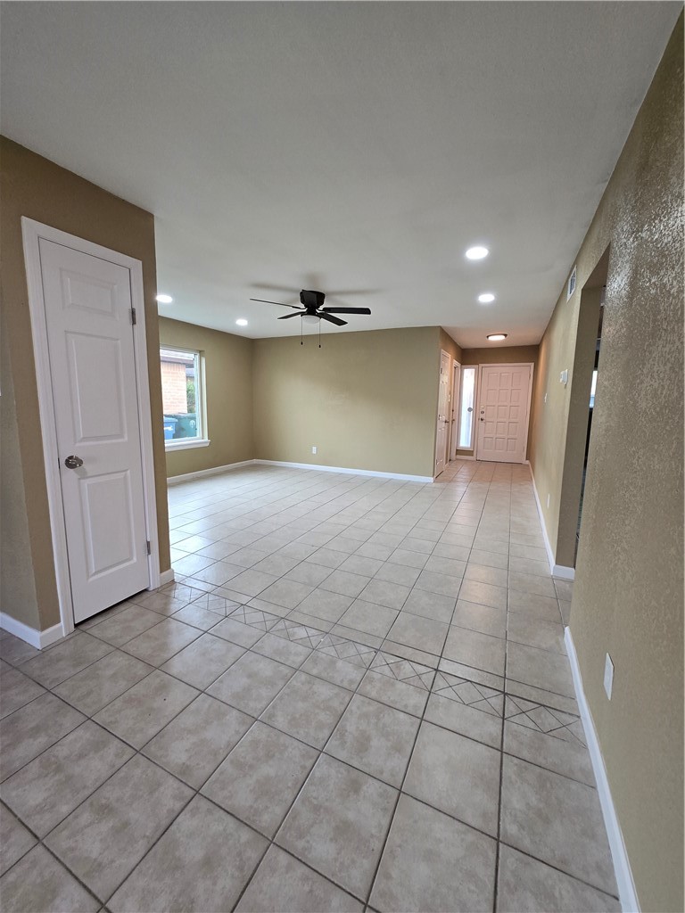 3609 La Paz Drive Corpus Christi TX 78415