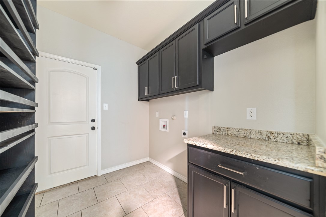 7214 S Lake Bliss Circle Corpus Christi TX 78414