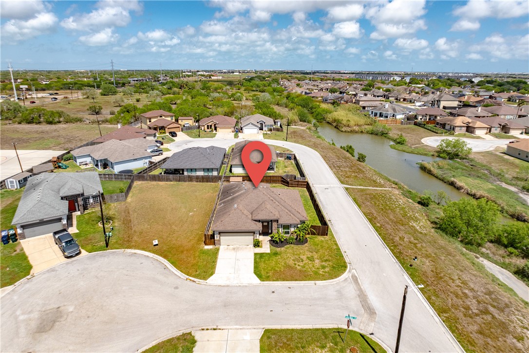 7214 S Lake Bliss Circle Corpus Christi TX 78414