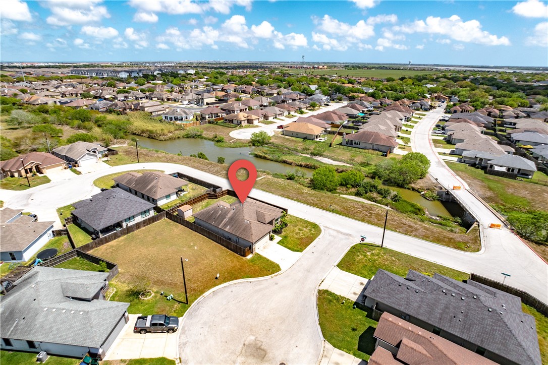 7214 S Lake Bliss Circle Corpus Christi TX 78414