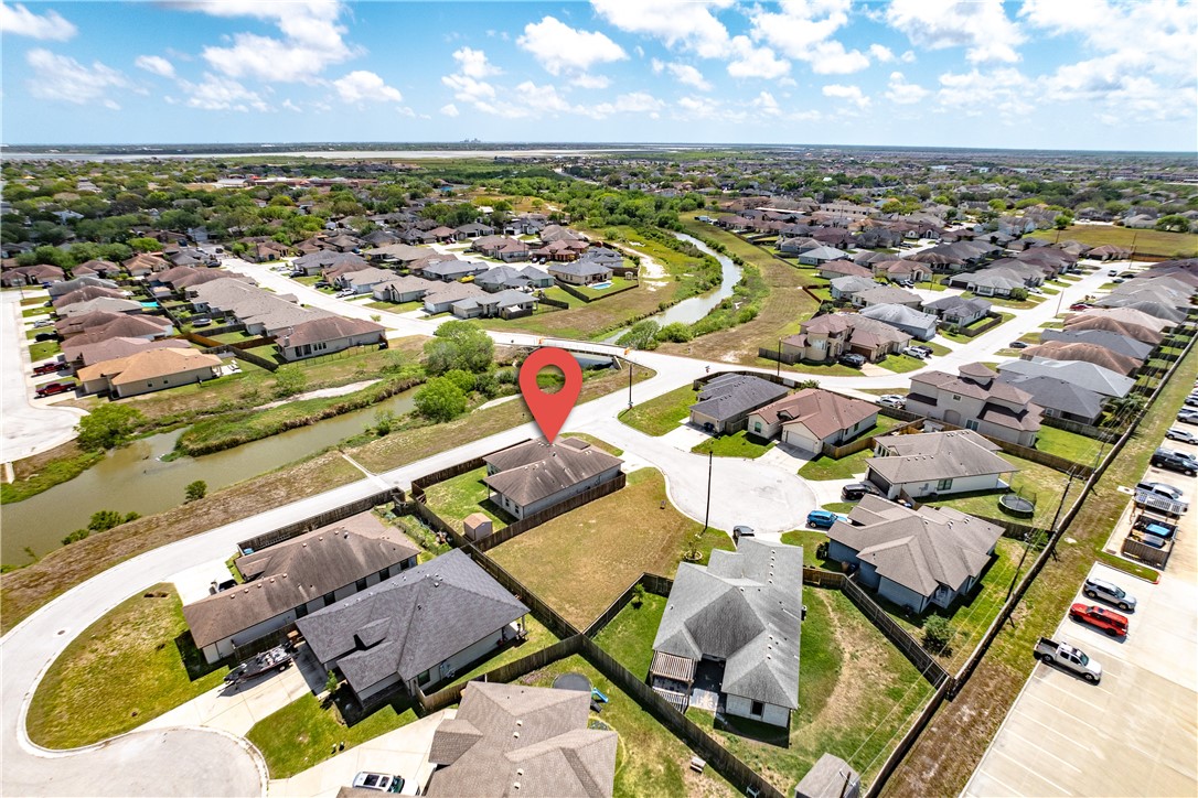 7214 S Lake Bliss Circle Corpus Christi TX 78414