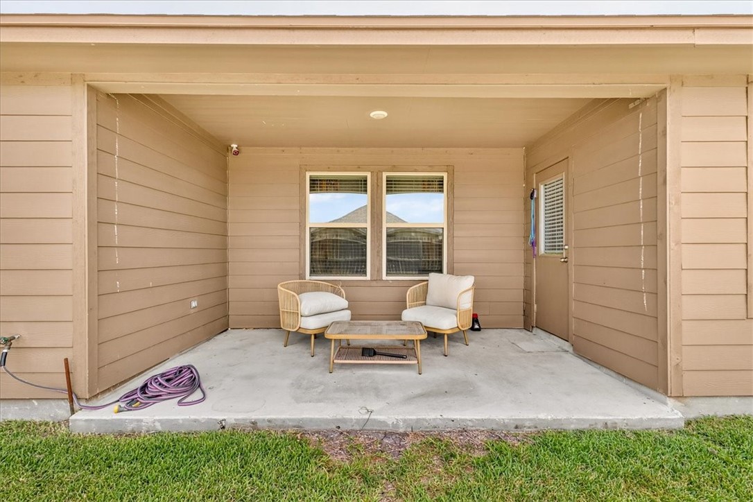 3913 Targaryen Way Corpus Christi TX 78410