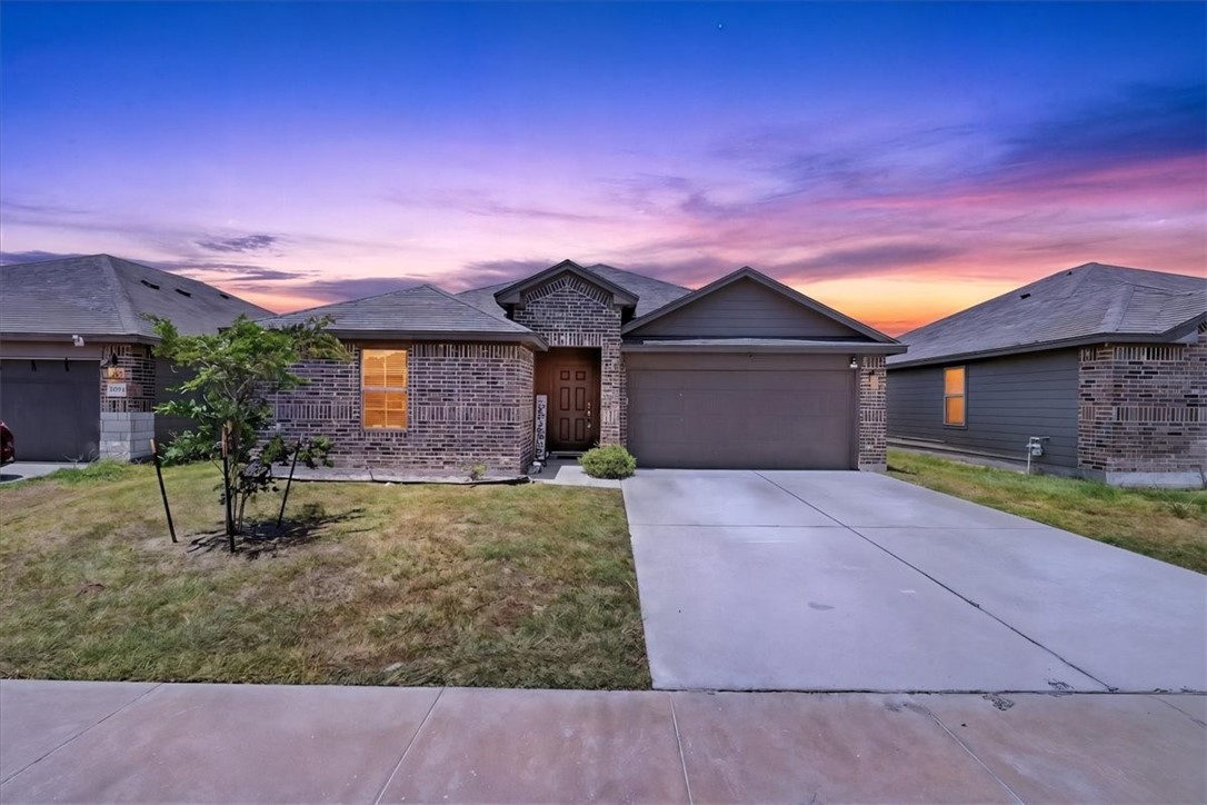 3913 Targaryen Way Corpus Christi TX 78410