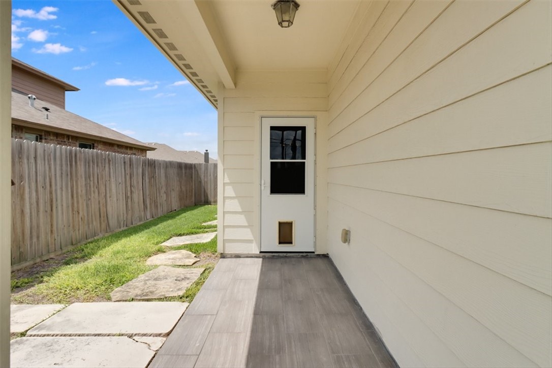 8026 Barlovento Street Corpus Christi TX 78414