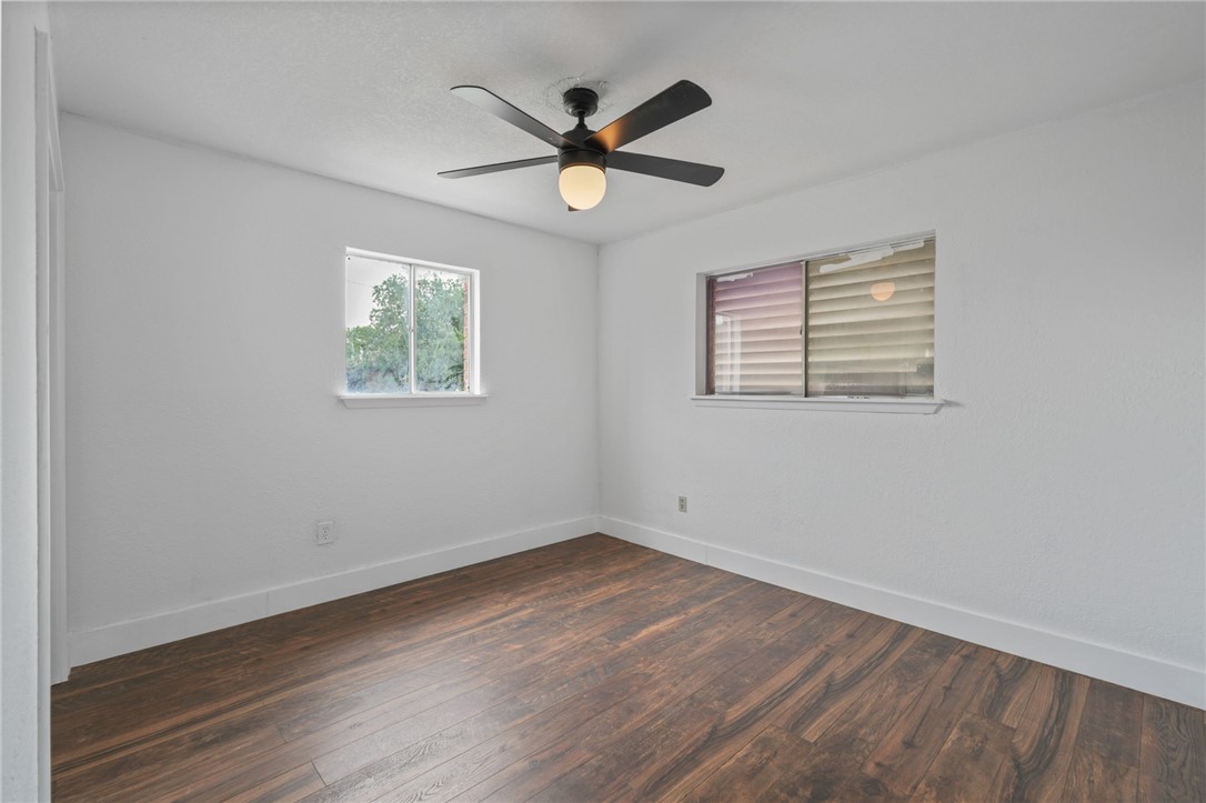5721 Cresthaven Drive Corpus Christi TX 78415