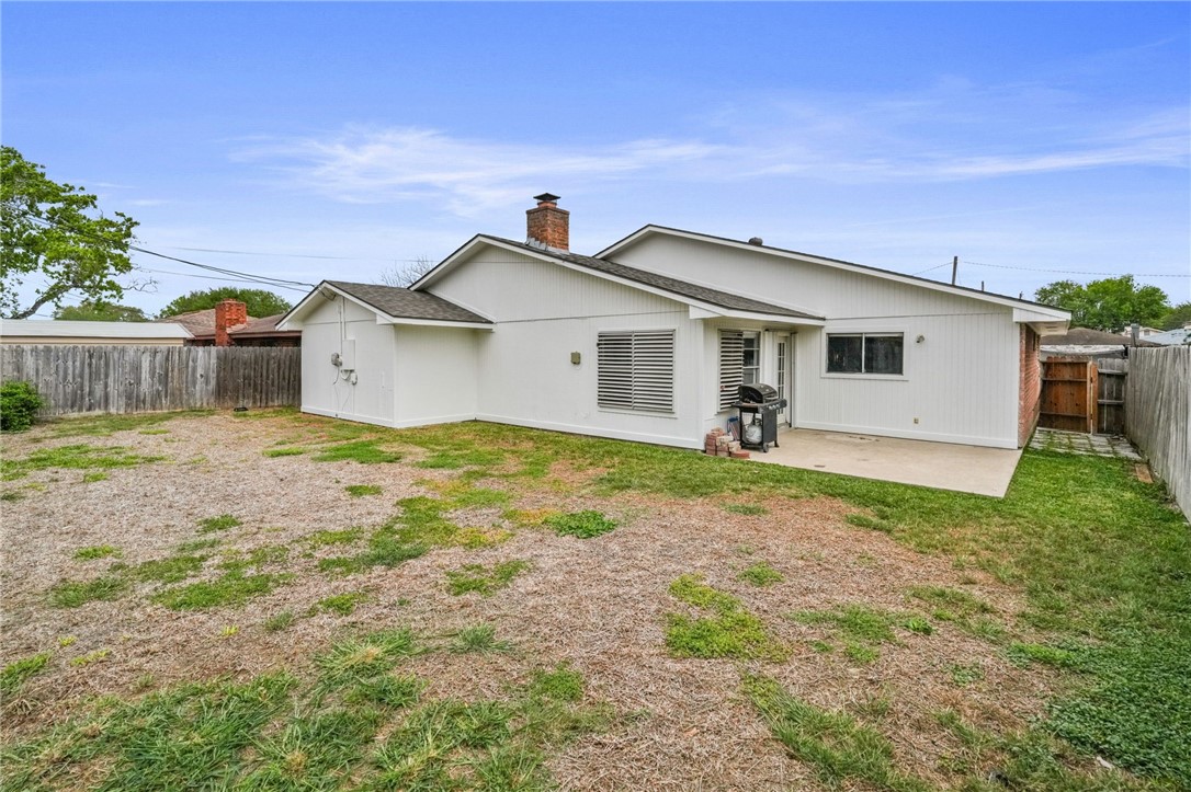 5721 Cresthaven Drive Corpus Christi TX 78415