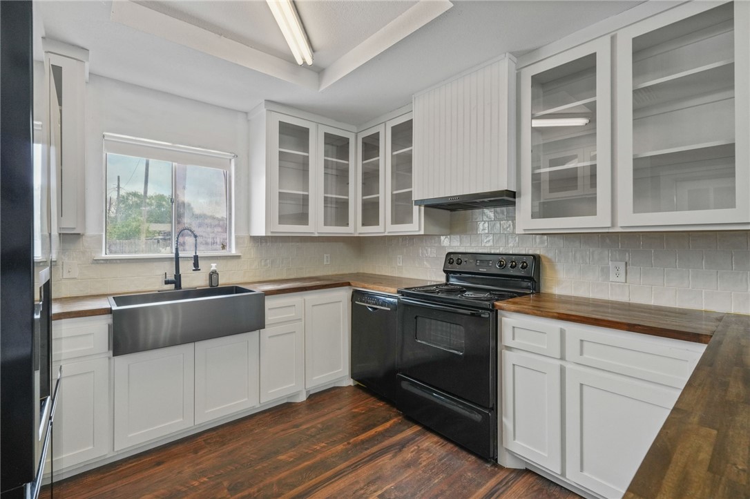 5721 Cresthaven Drive Corpus Christi TX 78415