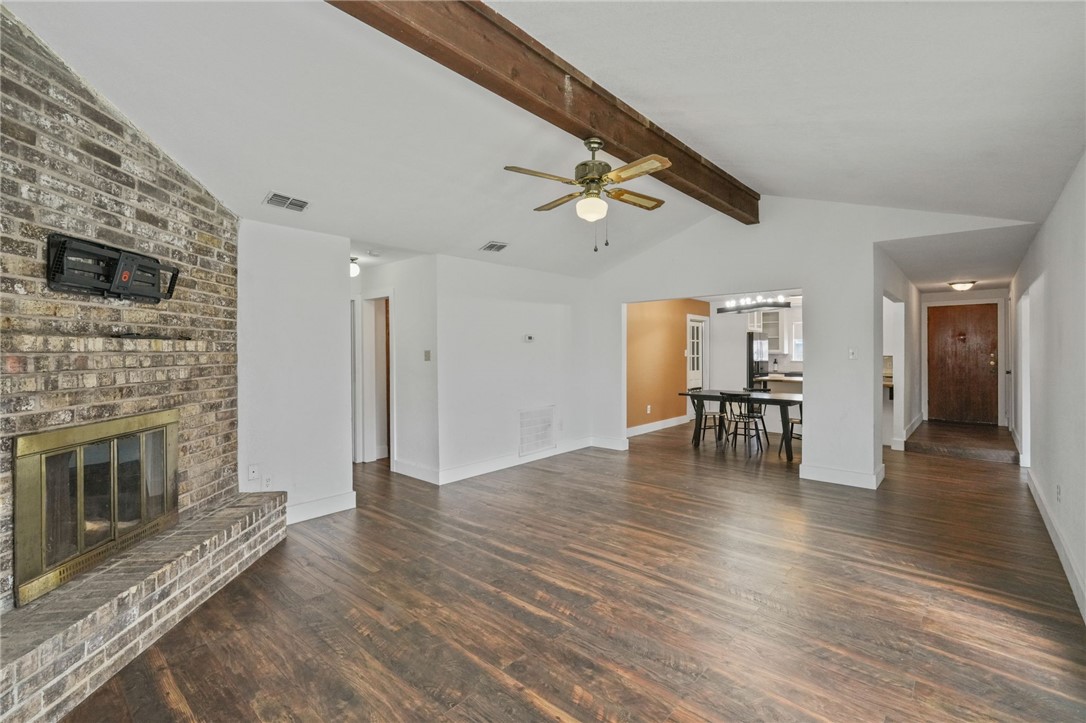 5721 Cresthaven Drive Corpus Christi TX 78415