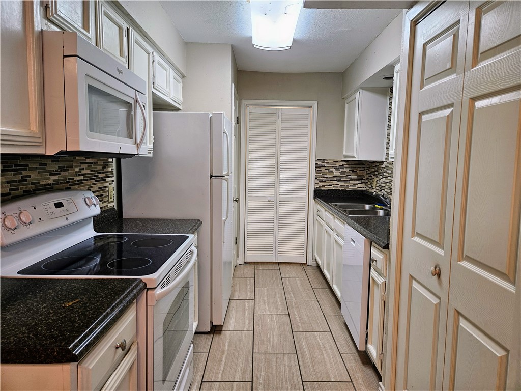 7202 Mansions Dr H-2 Corpus Christi TX 78414