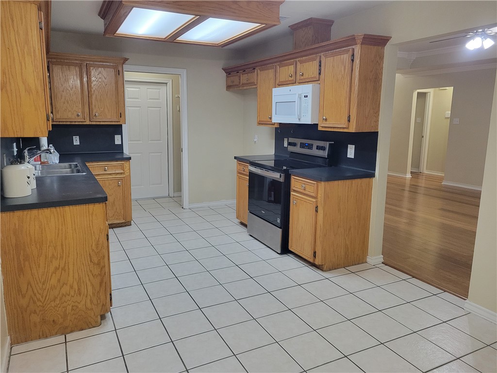 7010 Eldora Drive Corpus Christi TX 78413