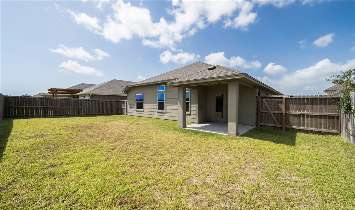 7702 Stampede Drive Corpus Christi TX 78414