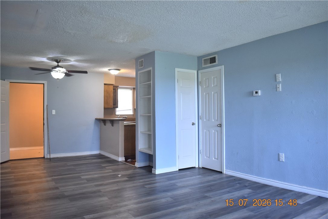 1011 Ennis Joslin Corpus Christi TX 78412