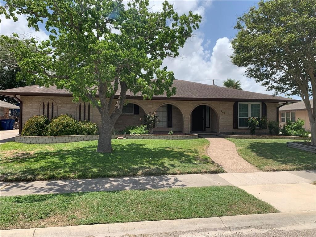 941 Egyptian Drive Corpus Christi TX 78412