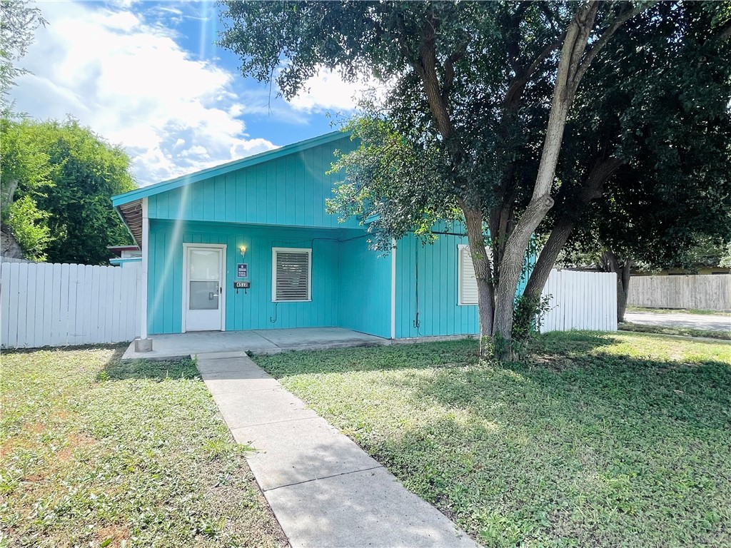 4518 Nicholson Street Corpus Christi TX 78415