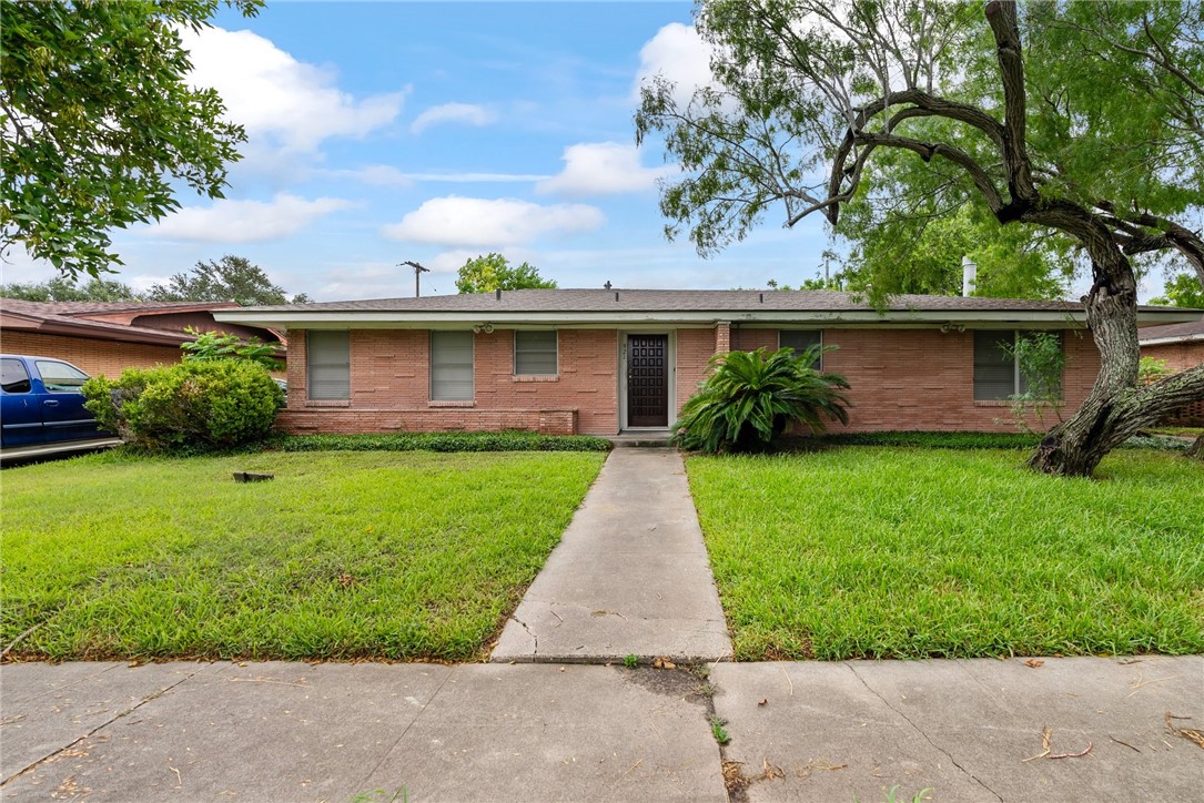 921 Barracuda Place Corpus Christi TX 78411