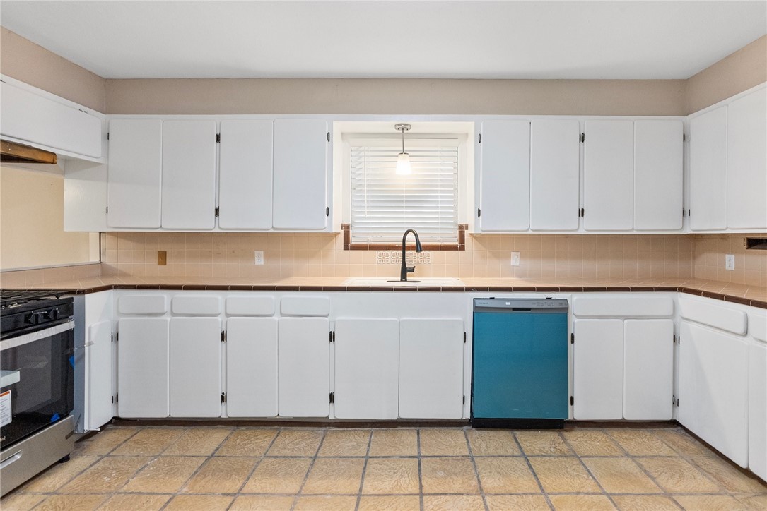 921 Barracuda Place Corpus Christi TX 78411