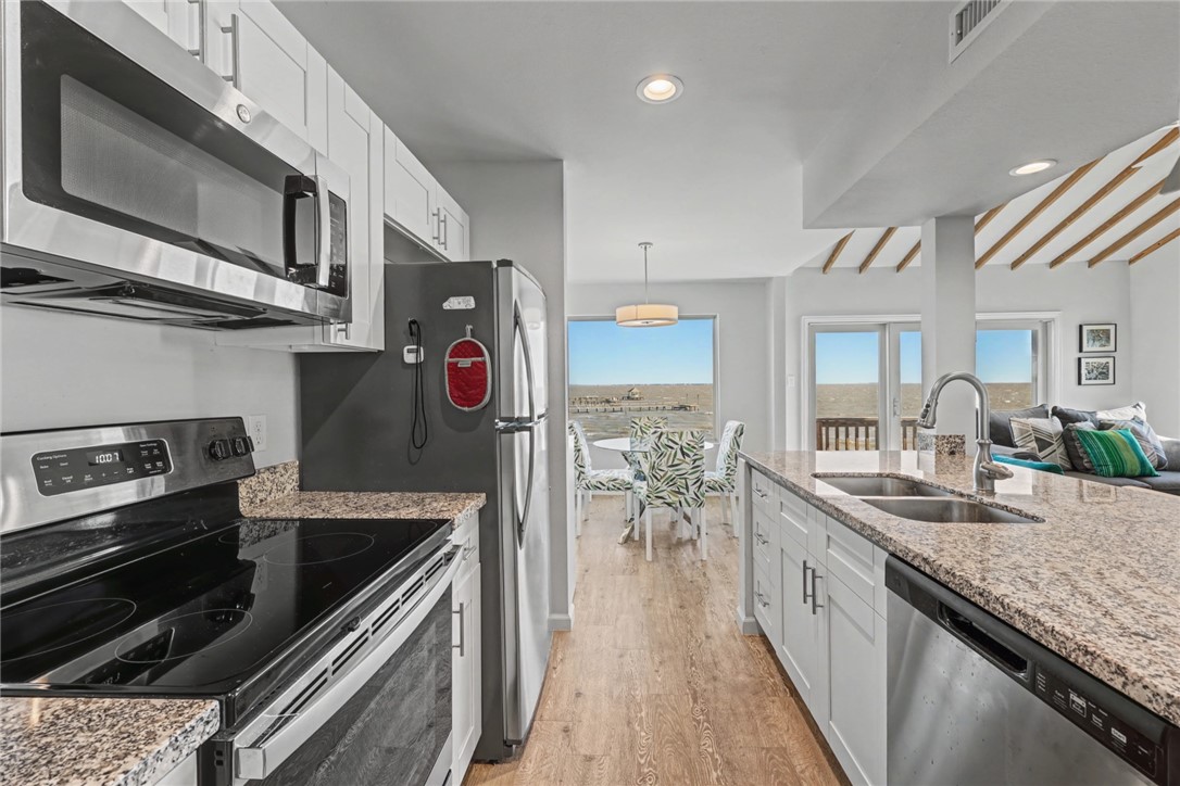 620 S Fulton Beach 705 Rockport TX 78382