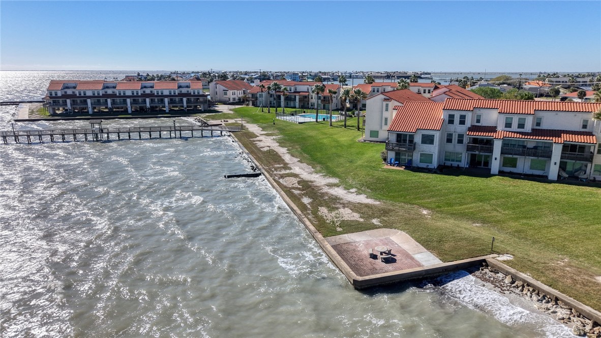 620 S Fulton Beach 705 Rockport TX 78382