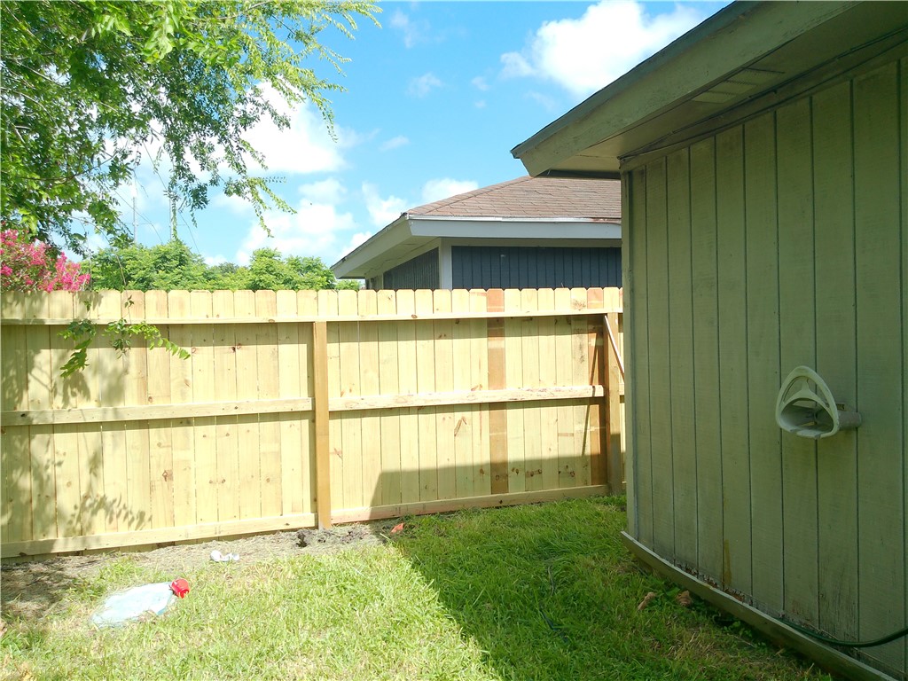 2614 Camargo Drive Corpus Christi TX 78415