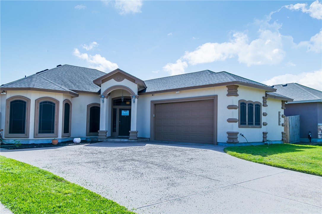 8218 Merlin Place Corpus Christi TX 78414