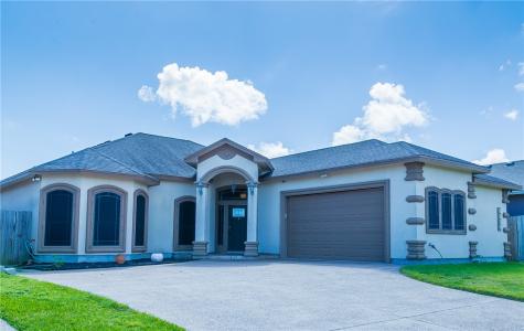 8218 Merlin Place Corpus Christi TX 78414