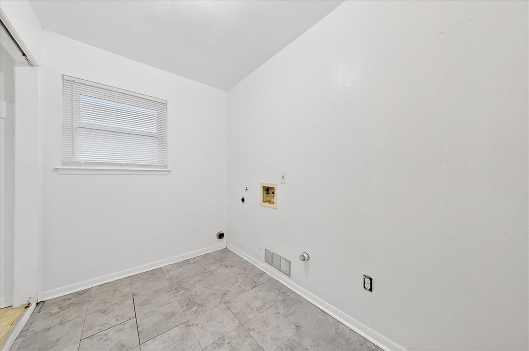 5025 Romford Drive Corpus Christi TX 78413