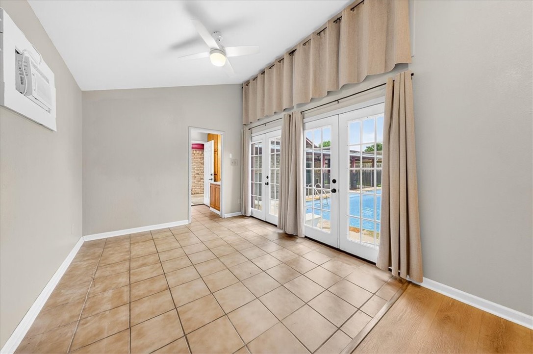 5025 Romford Drive Corpus Christi TX 78413