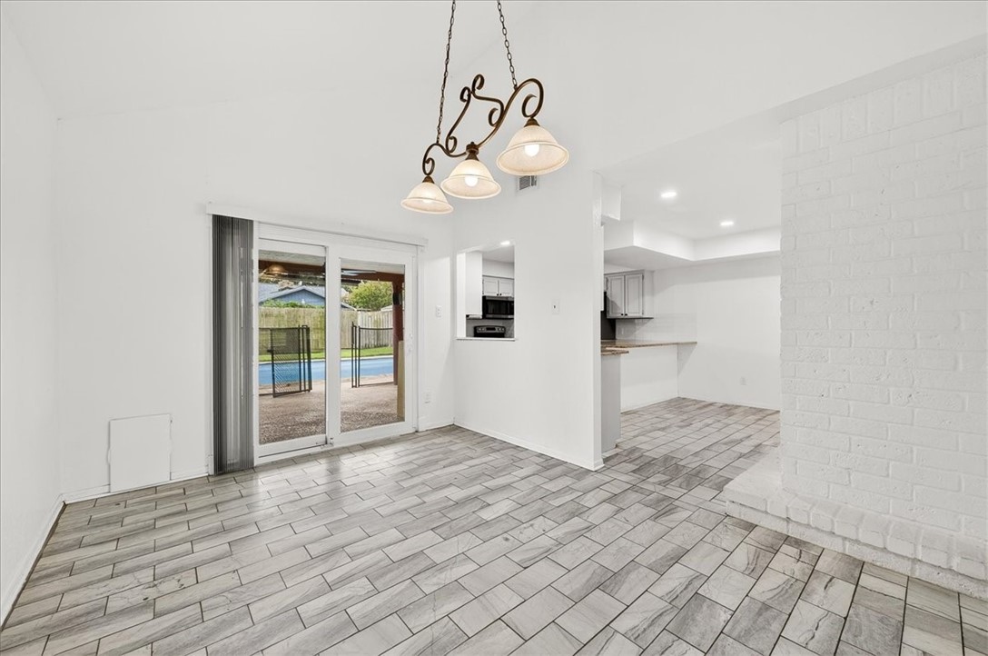5025 Romford Drive Corpus Christi TX 78413