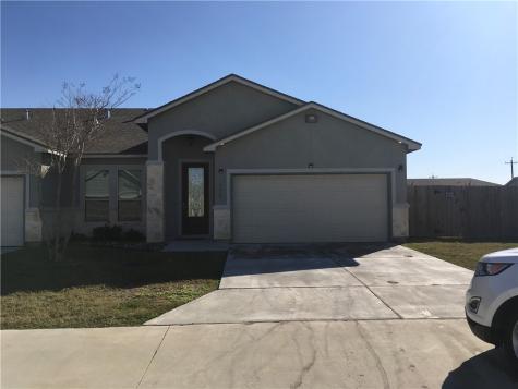 7409 San Remo Court Corpus Christi TX 78414