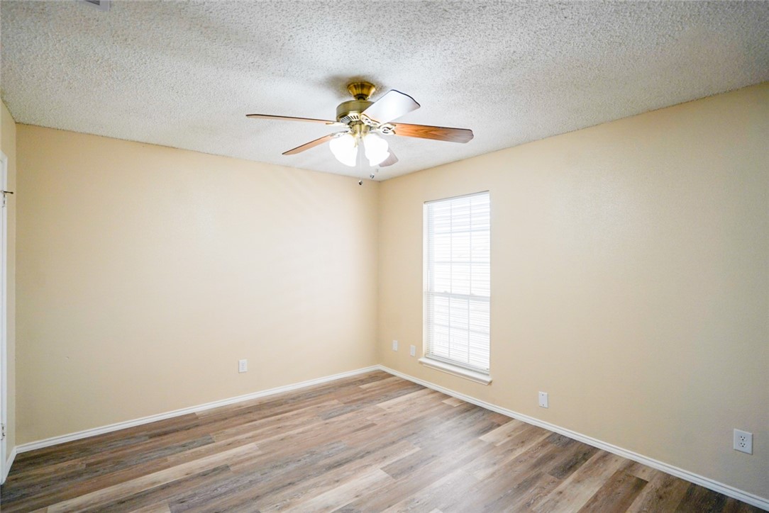 6702 Everhart E-102 Corpus Christi TX 78413
