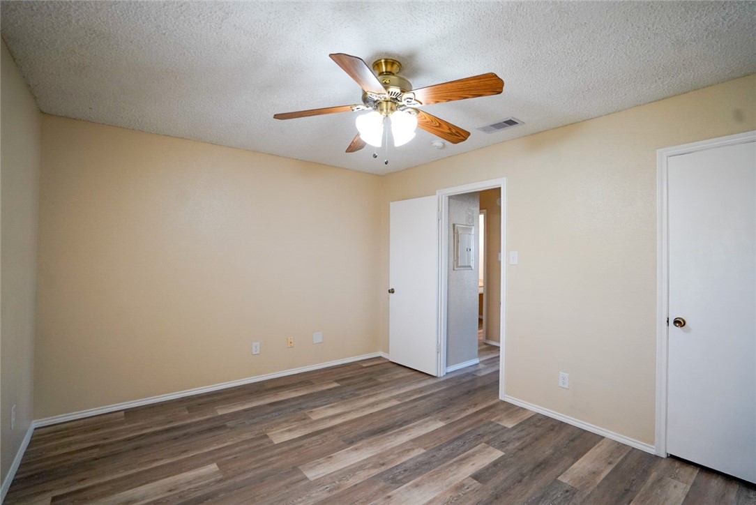 6702 Everhart E-102 Corpus Christi TX 78413