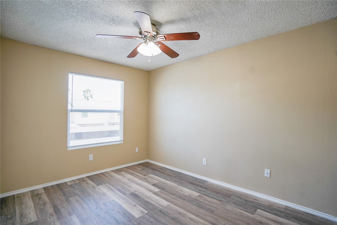 6702 Everhart E-102 Corpus Christi TX 78413