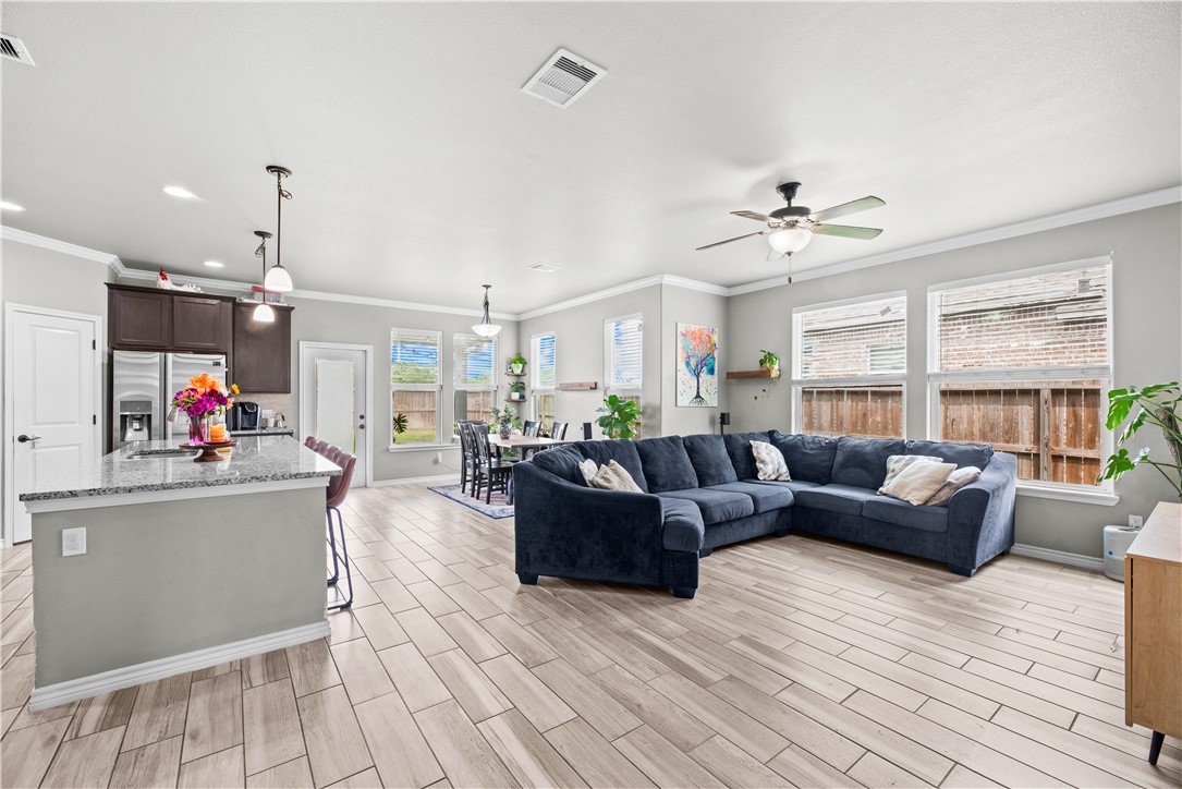 8130 Osprey Street Corpus Christi TX 78414