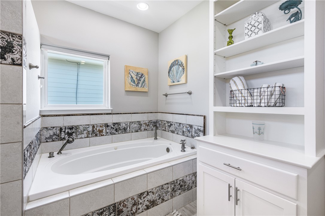 474 Bayside Drive Port Aransas TX 78373