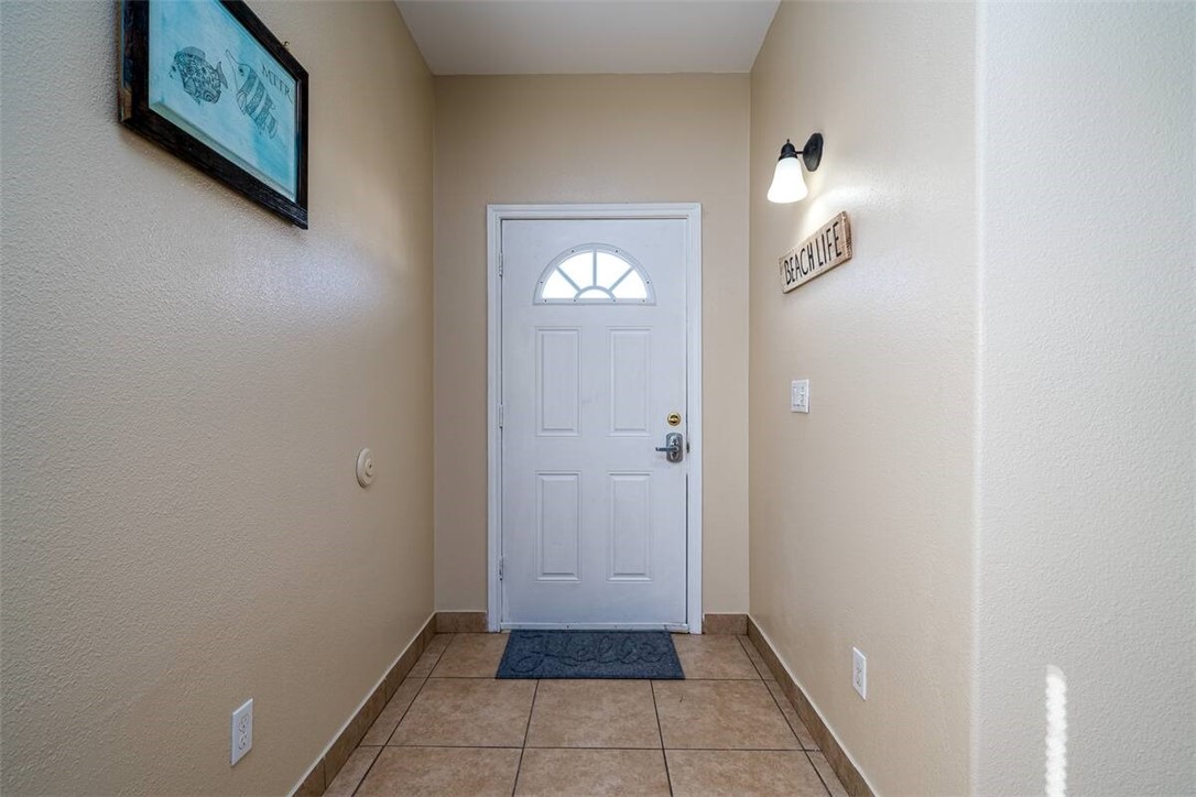 609 W Liberty Street 4 Rockport TX 78382