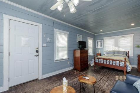 1009 1/2 Furman Avenue Corpus Christi TX 78404