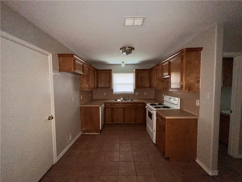 5801 Skylark Drive Corpus Christi TX 78408
