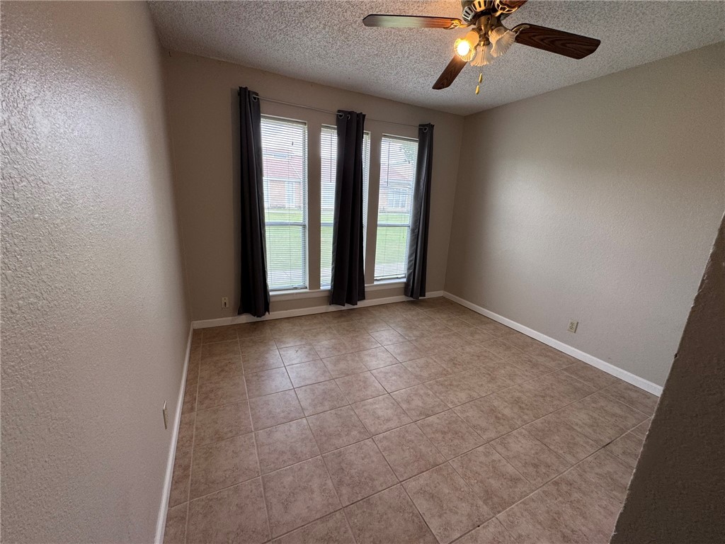 4901 Delwood St A4 Corpus Christi TX 78413