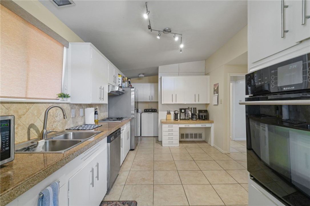 918 Dolphin Place Corpus Christi TX 78411