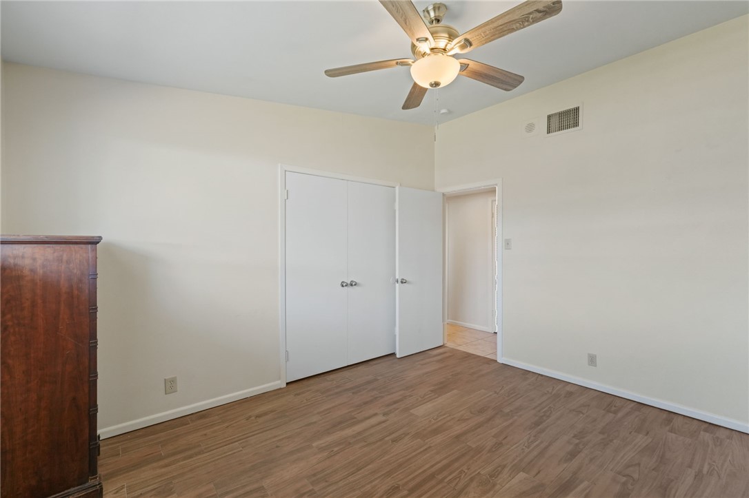 918 Dolphin Place Corpus Christi TX 78411