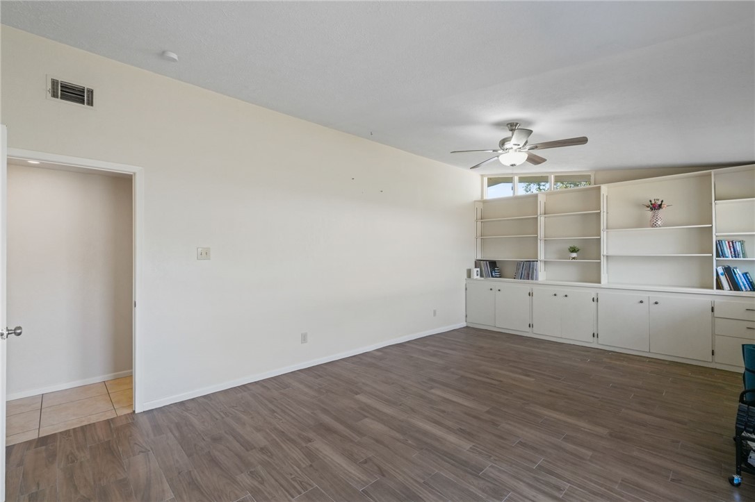 918 Dolphin Place Corpus Christi TX 78411