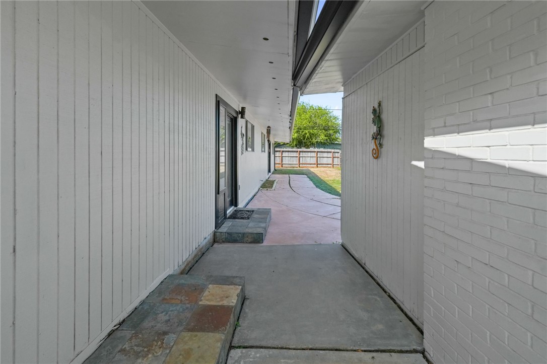918 Dolphin Place Corpus Christi TX 78411