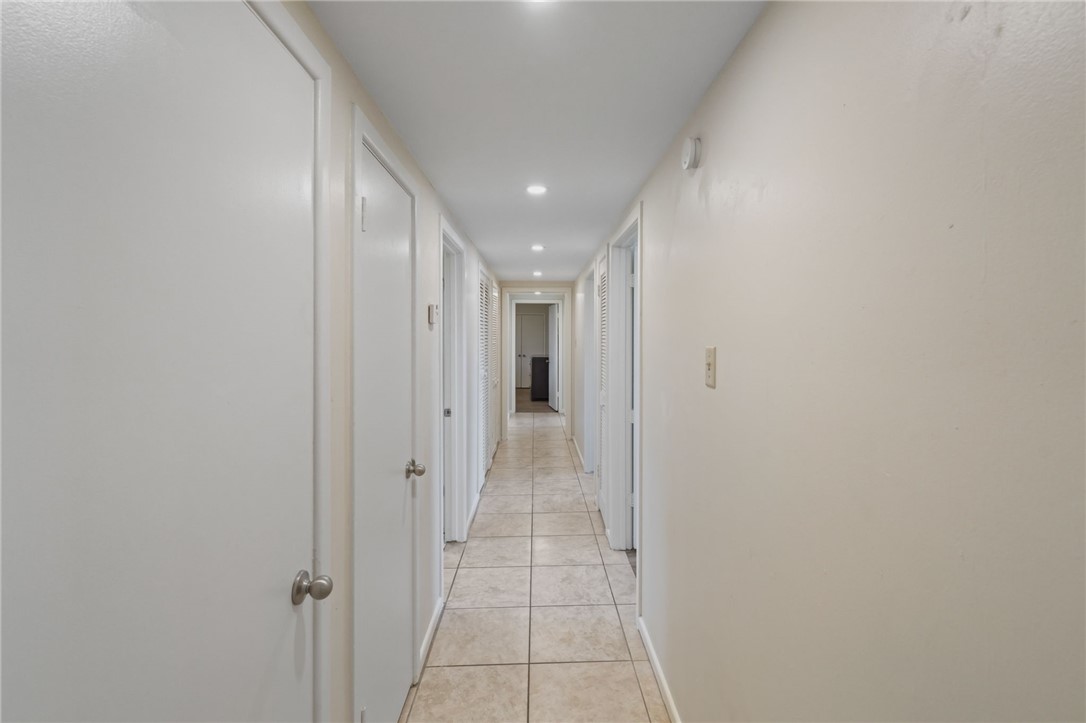 918 Dolphin Place Corpus Christi TX 78411