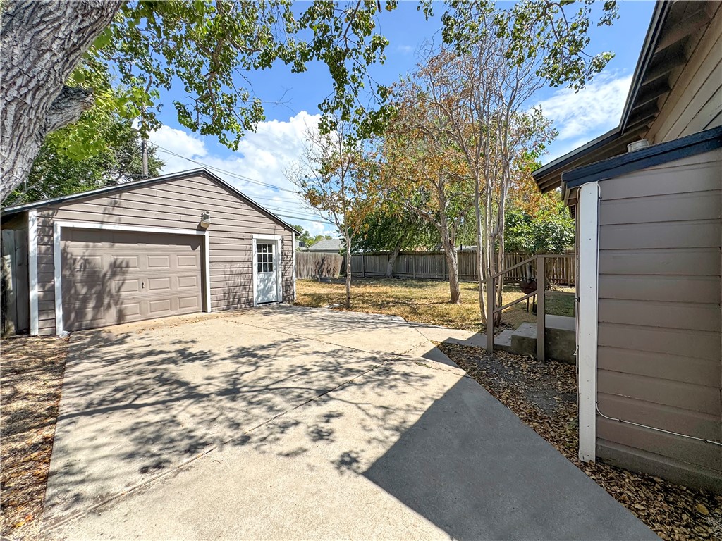 1034 Mcclendon Street Corpus Christi TX 78404