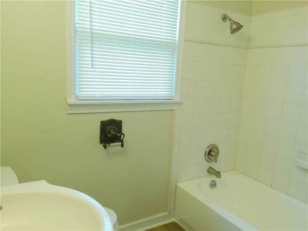 4026 Brentwood Drive Corpus Christi TX 78415