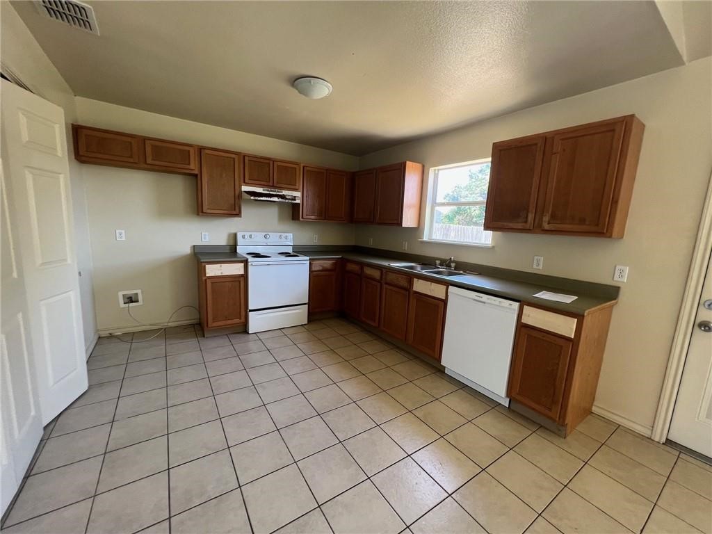 1409 Dewitt Street Corpus Christi TX 78418