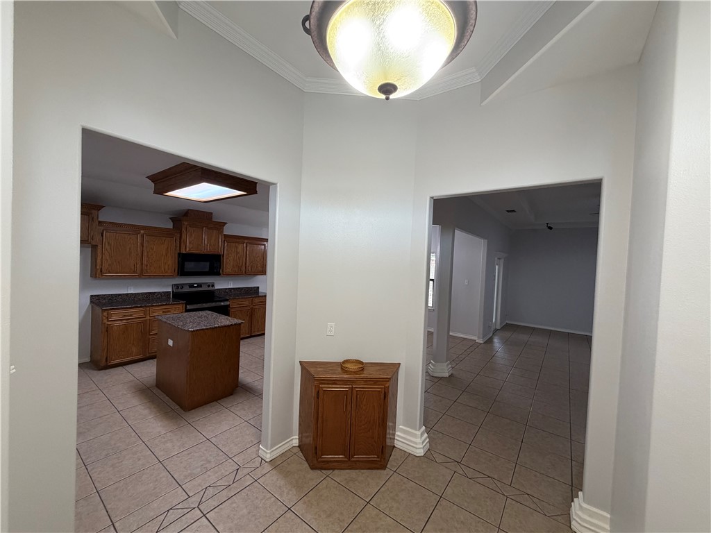 6830 Round Table Street Corpus Christi TX 78414