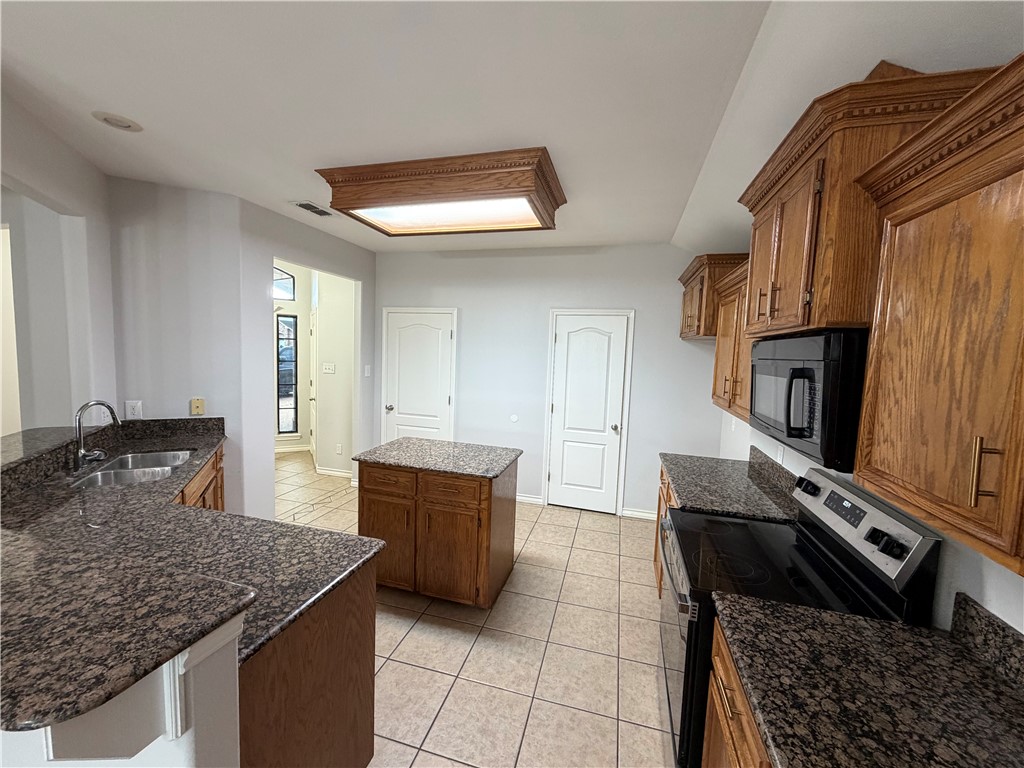 6830 Round Table Street Corpus Christi TX 78414