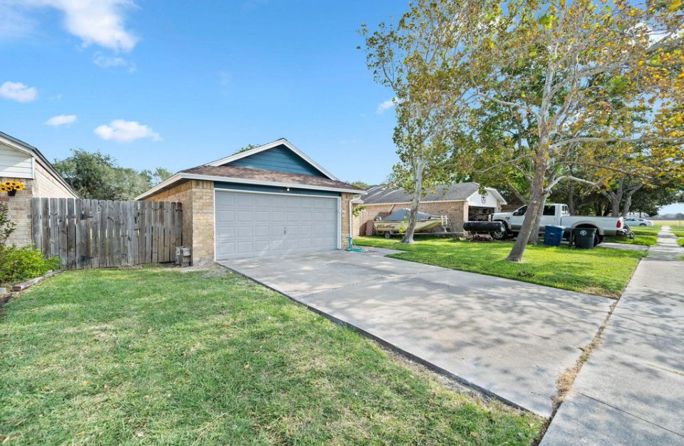 7021 Rivergate Drive Corpus Christi TX 78413