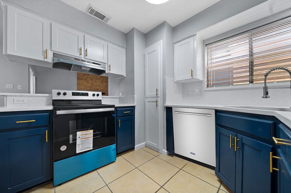 7021 Rivergate Drive Corpus Christi TX 78413